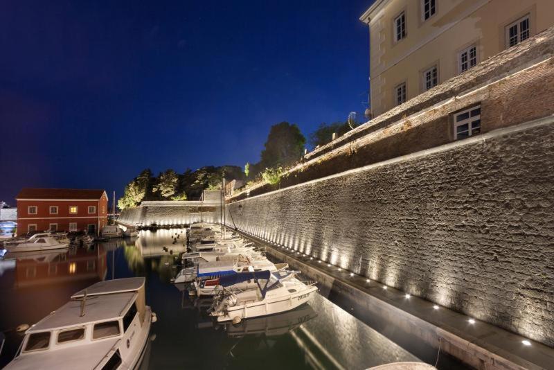 Luxury Heritage Apartment Zara Antica Esterno foto