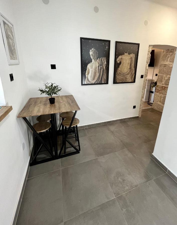 Luxury Heritage Apartment Zara Antica Esterno foto