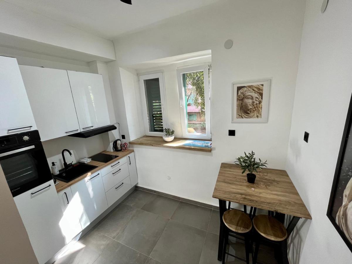 Luxury Heritage Apartment Zara Antica Esterno foto